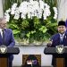 Presiden Republik Indonesia, Prabowo Subianto dan Perdana Menteri Australia, Anthony Albanese, memberikan keterangan pers bersama di Istana Merdeka, Jakarta, pada Kamis, 15 Mei 2025.