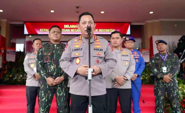 Kapolri Jenderal Listyo Sigit Prabowo menghadiri Rakernis Korbrimob dan Baharkam Polri di gedung STIK/PTIK, Jakarta, Kamis (15/5/2025)