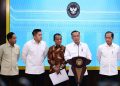 Mensesneg Prasetyo Hadi dalam konferensi pers di Kompleks Istana Kepresidenan, Jakarta