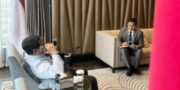 Presiden Republik Indonesia, Prabowo Subianto melakukan komunikasi langsung dengan Presiden Amerika Serikat, Donald Trump pada Selasa, 15 Juli 2025, melalui sambungan telepon.