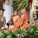 Wapres Gibran Rakabuming Raka saat mengikuti Upacara Peringatan Detik-Detik Proklamasi Kemerdekaan Republik Indonesia dari halaman Istana Merdeka, Jakarta, pada Sabtu, 17 Agustus 2024