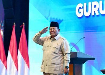 Presiden Prabowo pada acara Pengarahan Presiden RI kepada Guru dan Kepala Sekolah Rakyat di Jakarta International Expo (JI-Expo), Kemayoran, Jakarta Pusat, Jumat (22/08/2025).