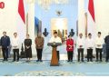 Presiden Republik Indonesia, Prabowo Subianto menggelar jumpa pers didampingi Presiden RI ke-5 Megawati Soekarnoputri, Ketua MPR Ahmad Muzani, Ketua DPR Puan Maharani, Ketua DPD Sultan Najamuddin, serta sejumlah pimpinan partai politik/Screenshot YouTube Presiden
