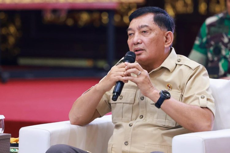 Siaga 98 ungkap sinyal kuat Sjafrie Sjamsoedin akan memimpin posisi Menko Polhukam Ad Interim dalam jangka waktu cukup lama. (foto: X @Sjafriesjams)
