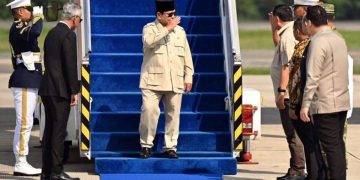 Presiden Republik Indonesia, Prabowo Subianto tiba di Tanah Air pada Selasa (14/10/2025), usai menghadiri KTT Perdamaian Sharm El-Sheikh di Sharm El-Sheikh, Republik Arab Mesir