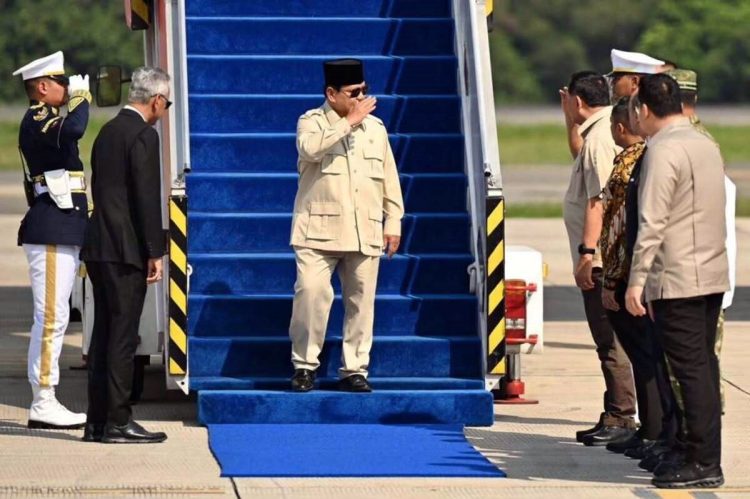 Presiden Republik Indonesia, Prabowo Subianto tiba di Tanah Air pada Selasa (14/10/2025), usai menghadiri KTT Perdamaian Sharm El-Sheikh di Sharm El-Sheikh, Republik Arab Mesir