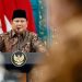 Presiden Prabowo Subianto saat memimpin Sidang Kabinet Paripurna dalam rangka memperingati satu tahun pemerintahan Kabinet Merah Putih di Istana Negara, Jakarta, pada Senin (20/10/2025)