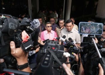 Menhan Sjafrie Sjamsoeddin menilai Presiden Prabowo Subianto bekerja total tanpa kenal waktu selama satu tahun pemerintahannya. (Foto: Kemenhan)