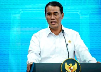 Mentan Andi Amran Sulaiman usai rapat dengan Presiden Prabowo di Istana Merdeka, Jakarta, Kamis (9/10/2025), menegaskan komitmen pemerintah memperkuat hilirisasi pertanian untuk kemandirian ekonomi rakyat. (foto: BPMI/Istimewa)
