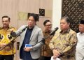 Menkeu Purbaya usai rapat bersama Menko Bidang Perekonomian Airlangga Hartarto di Graha Sawala, Gedung Ali Wardhana, Kemenko Perekonomian, Jakarta