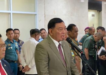 Menhan Sjafrie mengerahkan TNI AD dan BAIS untuk memperkuat pengamanan kilang minyak BUMN mulai Desember 2025.(Ist)